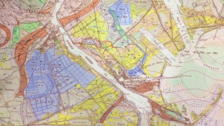 Carte géologique à 1/50.000 “Istres, XXX-44-45: La Crau”, B.R.G.M, 1975