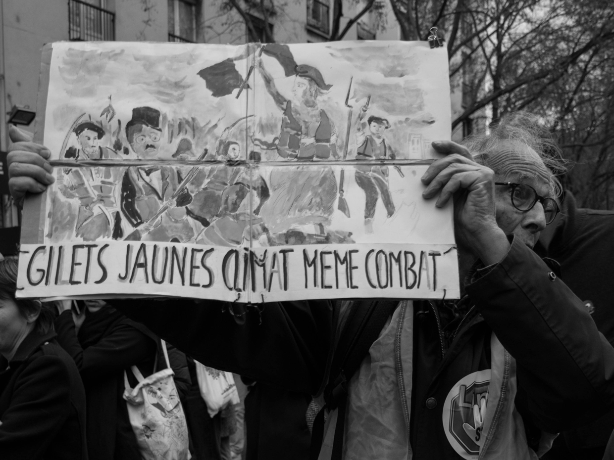 Terre Terre Une Trouée Dans Le Ciel Politique Avec Les